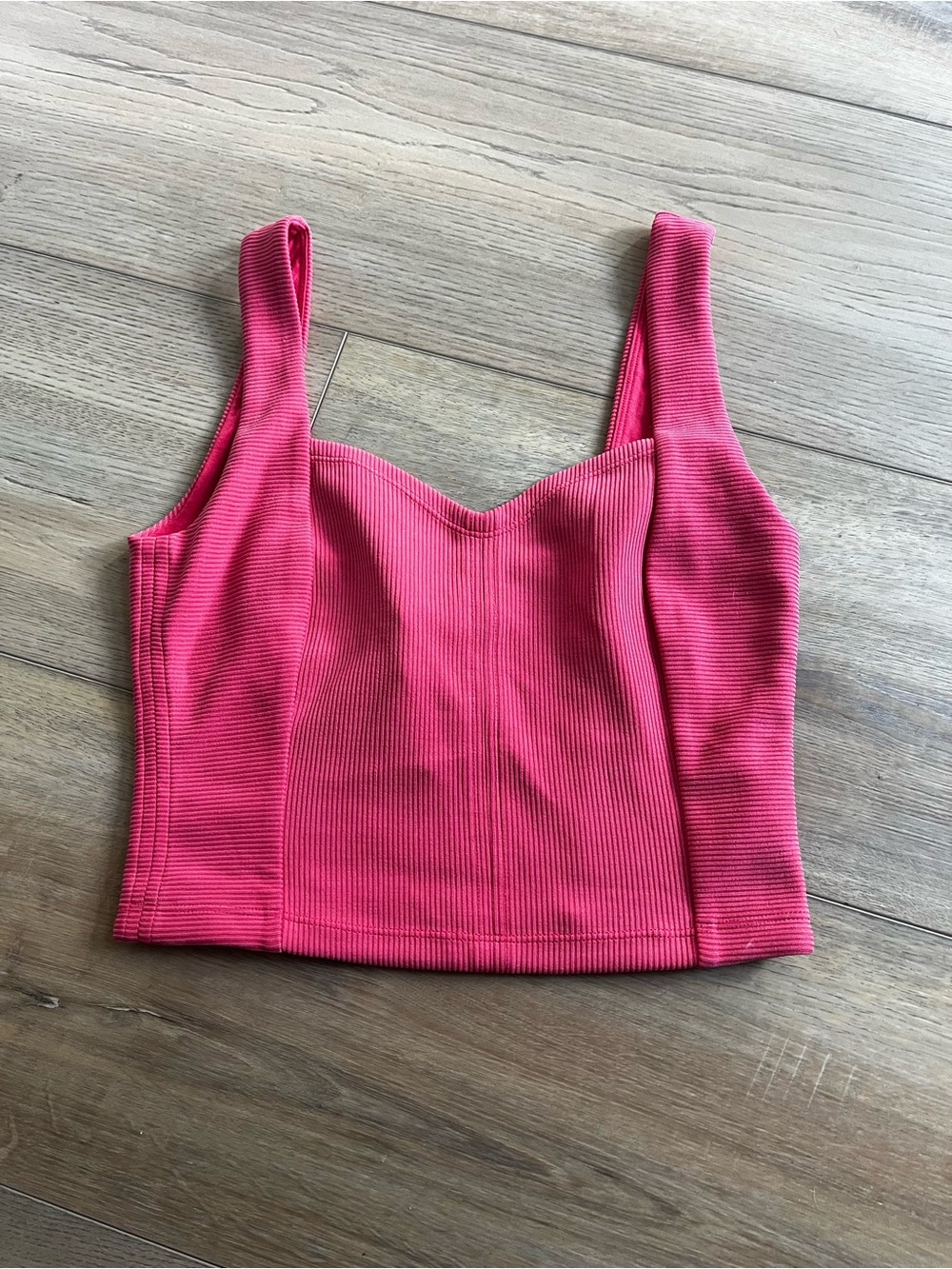 Lululemon ribbed pink crop tank